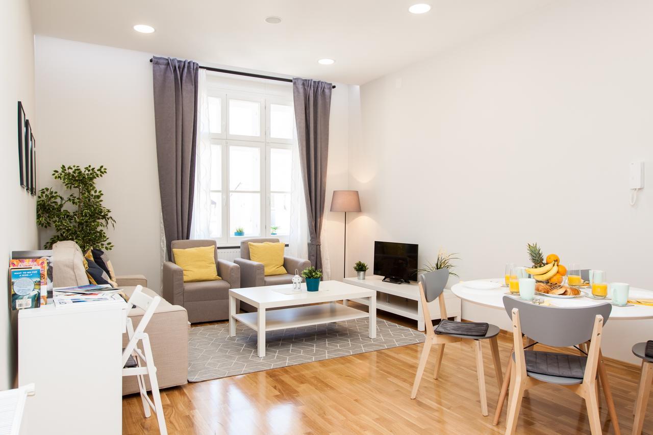 Luxury Main Square Apartments 萨格勒布 外观 照片