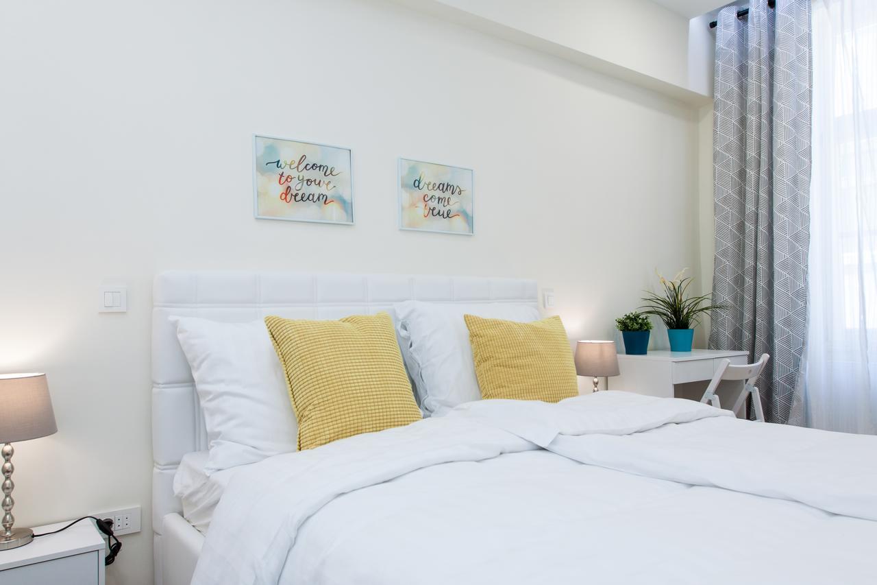 Luxury Main Square Apartments 萨格勒布 外观 照片