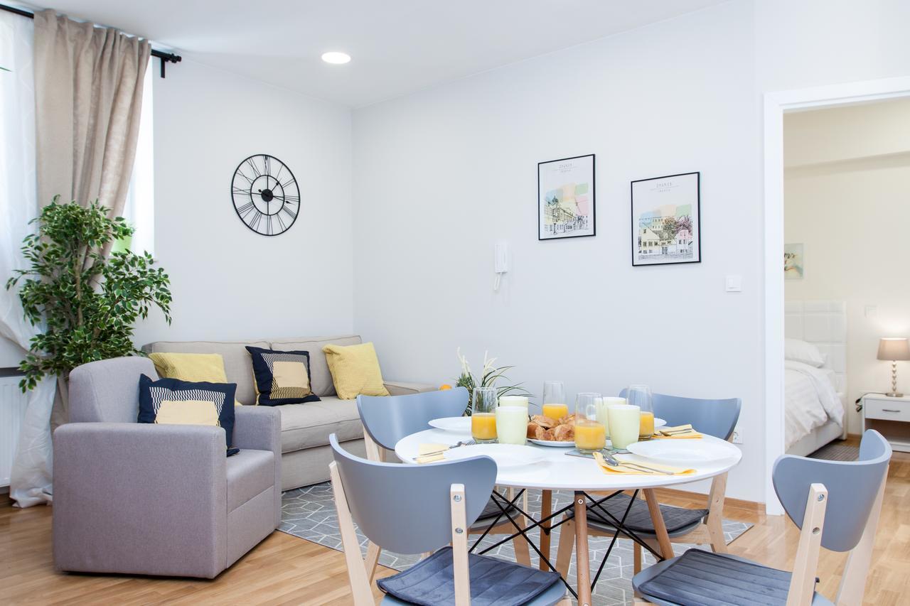 Luxury Main Square Apartments 萨格勒布 外观 照片
