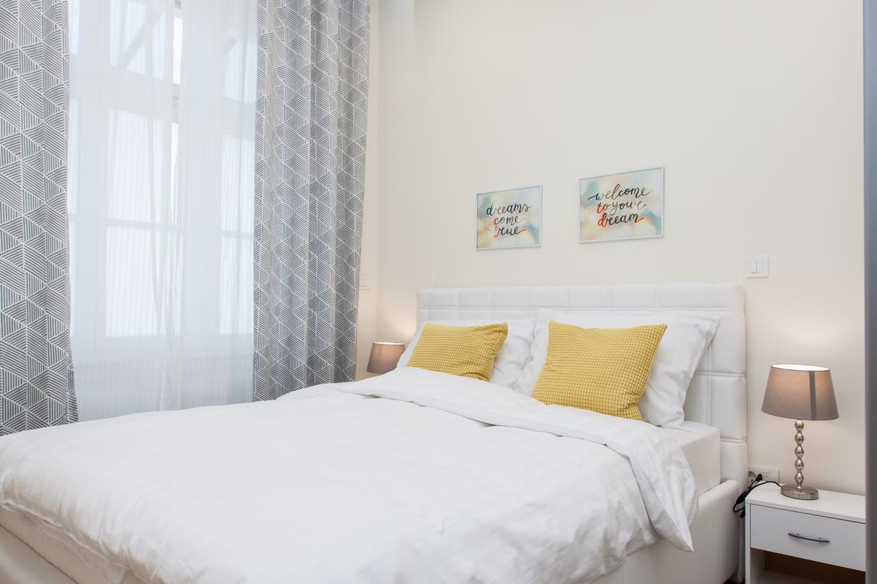 Luxury Main Square Apartments 萨格勒布 外观 照片